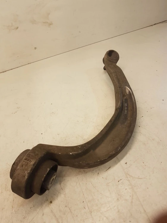 WAHACZ LEWY PRZÓD AUDI A4 B8 A5 Q5 A6 8K0407695C MAŁY