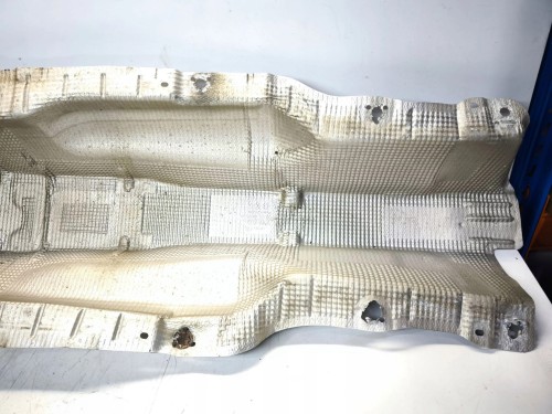 OSŁONA TERMICZNA TUNELU AUDI A3 8V VOLKSWAGEN SEAT SKODA 5Q0825661F