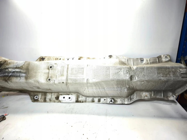 OSŁONA TERMICZNA TUNELU AUDI A3 8V VOLKSWAGEN SEAT SKODA 5Q0825661F