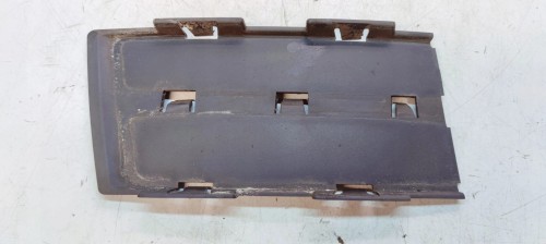ZAŚLEPKA KRATKI PRAWY PRZÓD AUDI A4 B7 8E0807152A