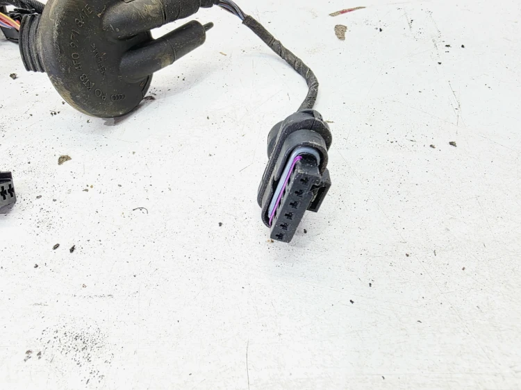 WIĄZKA INASTALACJA DRZWI LEWY TYŁ AUDI A4 B8 LIFT 8K0971687AG