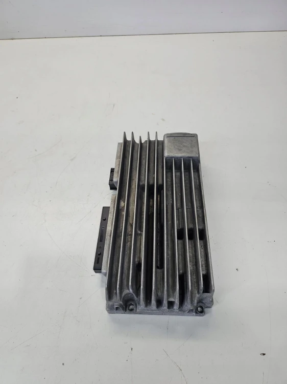 WZMACNIACZ BANG & OLUFSEN AUDI A4 A5 Q5 8T1035223A