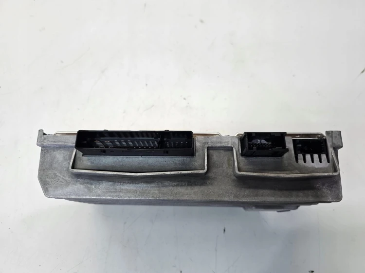 WZMACNIACZ BANG & OLUFSEN AUDI A4 A5 Q5 8T1035223A