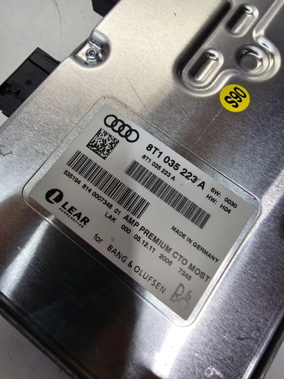WZMACNIACZ BANG & OLUFSEN AUDI A4 A5 Q5 8T1035223A
