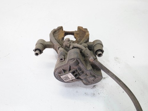 ZACISK HAMULCOWY PRAWY TYŁ AUDI A3 8V VW SEAT SKODA 5Q0615406BG