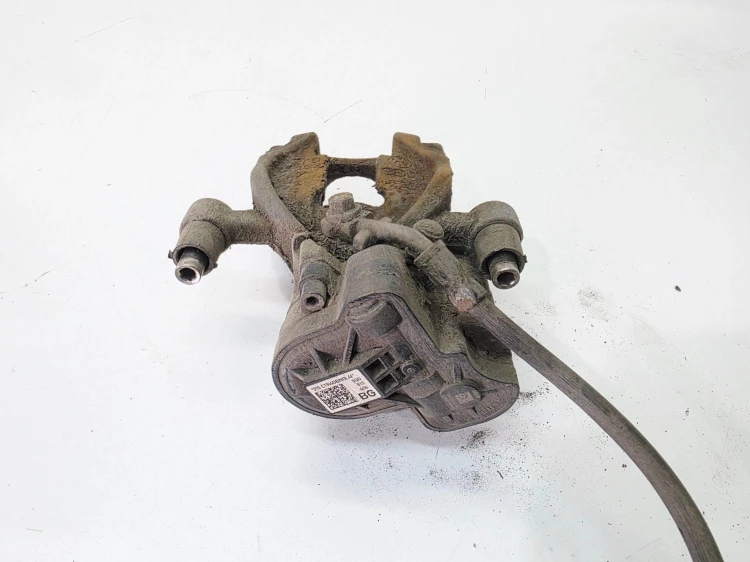 ZACISK HAMULCOWY PRAWY TYŁ AUDI A3 8V VW SEAT SKODA 5Q0615406BG