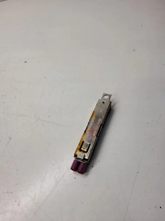 WZMACNIACZ ANTENOWY AUDI A6 C7 A7 4G8035225