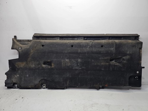 OSŁONA PODWOZIA ŚRODKOWA PRAWA DUŻA AUDI Q3 8U 8U0825208 1/26