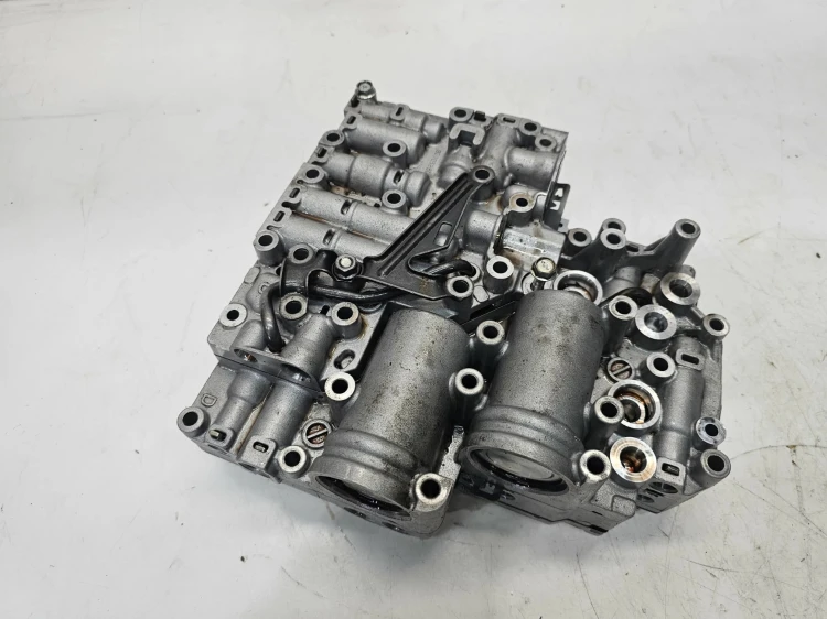 KORPUS MODUŁ STEROWNIK SKRZYNI BIEGÓW VW SHARAN II DQ200 B070328N