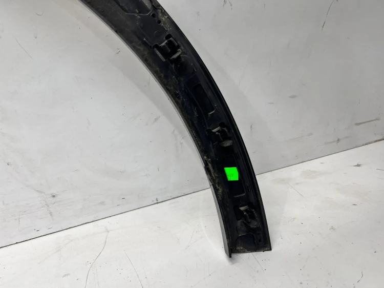 LISTWA Z BŁOTNIKA NAKŁADKA PRAWY TYŁ AUDI Q4 E-TRON 89A853818E