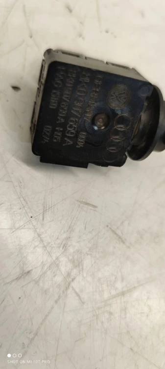 CZUJNIK JAKOŚCI POWIETRZA AUDI A4 A5 Q5 8K0907659A