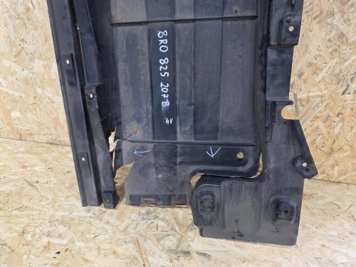 OSŁONA PŁYTA PODWOZIA LEWA DUŻA AUDI Q5 8R LIFT 8R0825207B ORYGINAŁ *17*