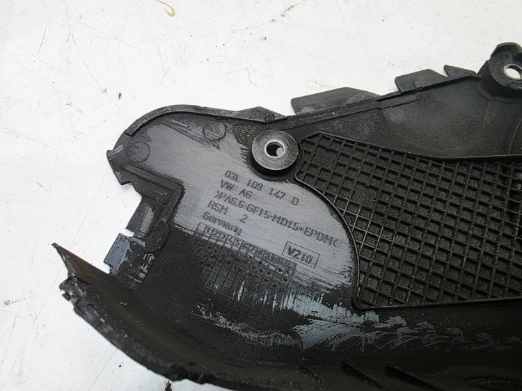 OBUDOWA ROZRZĄDU DOLNA AUDI VOLKSWAGEN SEAT SKODA 1.6 2.0 TDI 03L109147D