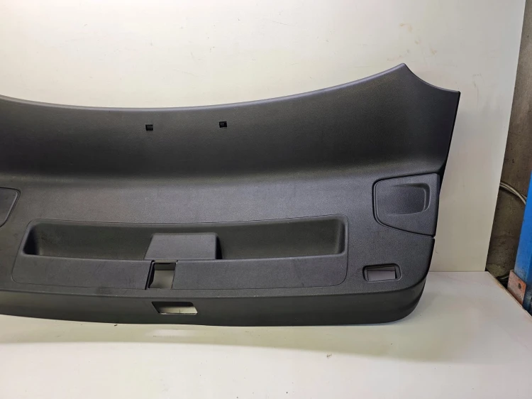TAPICERKA KLAPY TYL AUDI A5 8T SPORTBAC 8T8867979