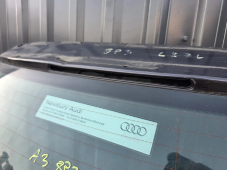 KLAPA TYŁ AUDI A3 8P 3-DRZWI 2003-2011 S LINE LZ7L BEZ LOTKI ORYGINAŁ !!!