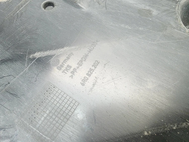 OSŁONA PŁYTA PODWOZIA PRAWA DUŻA AUDI A1 8X VOLKSWAGEN SEAT 6R0825202 18/26