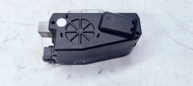 BLOKADA KIEROWNICY RYGIEL AUDI A4 A5 Q5 8K0905852E