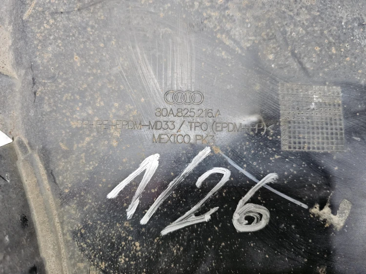 OSŁONA PODWOZIA TYŁ AUDI Q5 FY 80A825216A 1/2026