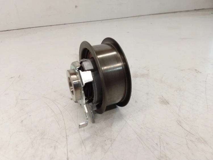 ROLKA NAPINACZ PASKA ROZRZĄDU AUDI VW 04E109479A