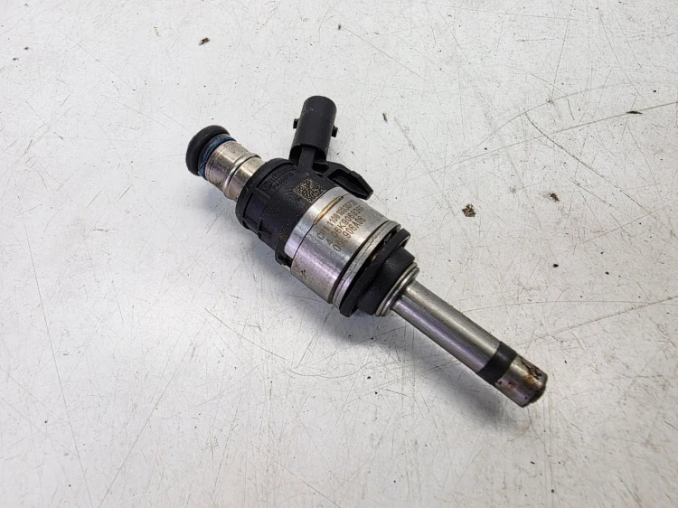 WTRYSKIWACZ WTRYSK PALIWA AUDI VOLKSWAGEN SEAT 2.0 TFSI TSI 06K906036F