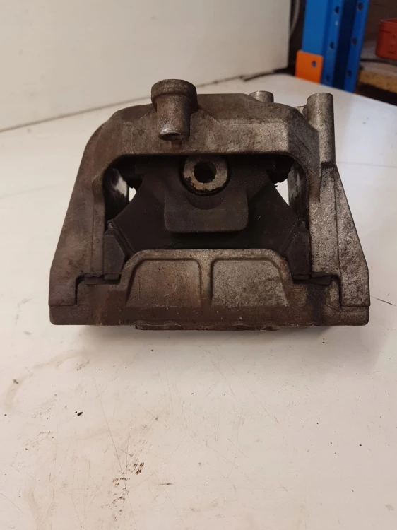 ŁAPA PODUSZKA SILNIKA AUDI VW SEAT 1K0199262AT
