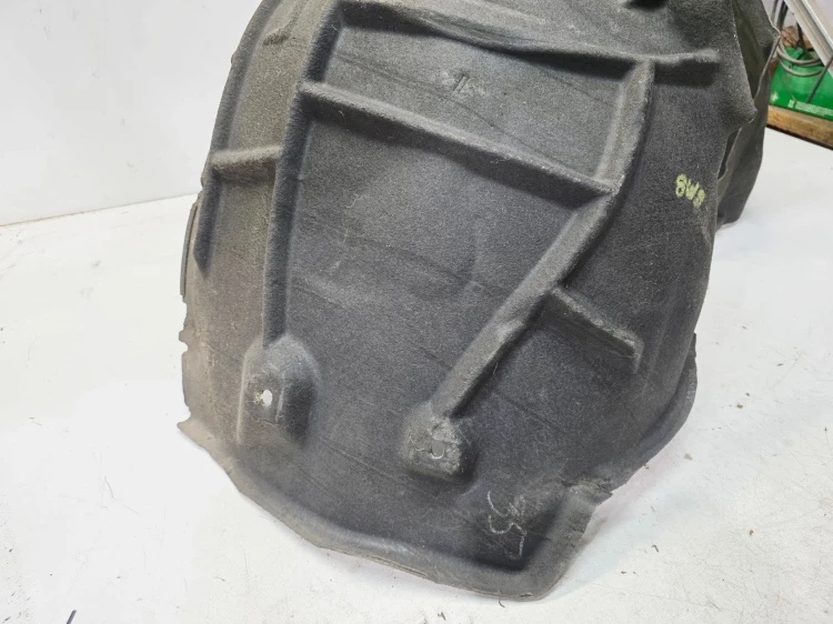 NADKOLE LEWY PRZÓD MATERIAŁOWE AUDI A5 8W SPORTBACK 8W6821171C