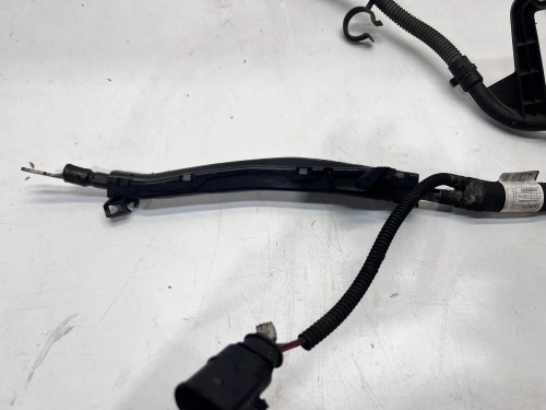 WIĄZKA ALTERNATORA AUDI A4 B9 2.0 TDI 8W0971228AM