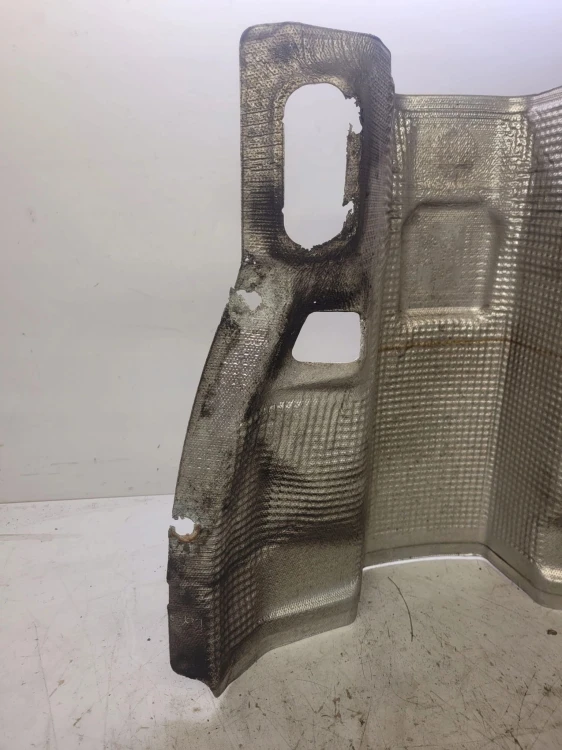 OSŁONA TERMICZNA AUDI A5 8T A4 B8 8T0804160E