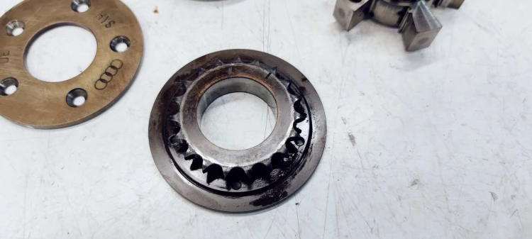WARIATOR AUDI A3 A4 A6 2.0 TFSI 06F109088B USZK *2