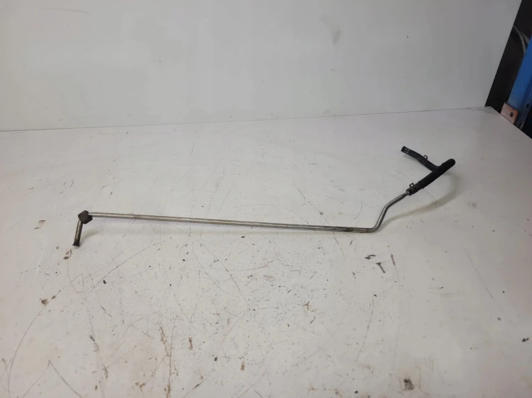 PRZEWÓD PODCIŚNIENIA AUDI A6 C6 3.0 TD 4F0131850S