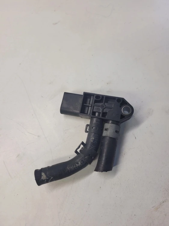 CZUJNIK CIŚNIENIA SPALIN DPF AUDI VW 076906051A