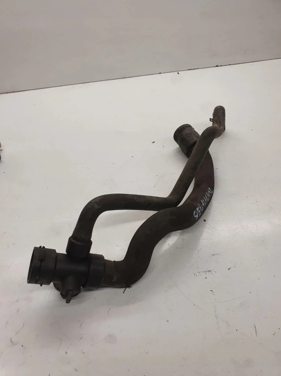 WĄŻ RURKA WODY KRÓCIEC AUDI A4 B7 A6 8E0121049L