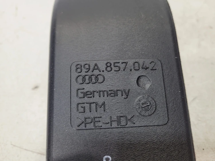KIEROWNICA POWIETRZA KANAŁ TUNEL AUDI Q4 E-TRON SPORTBACK 89A857042