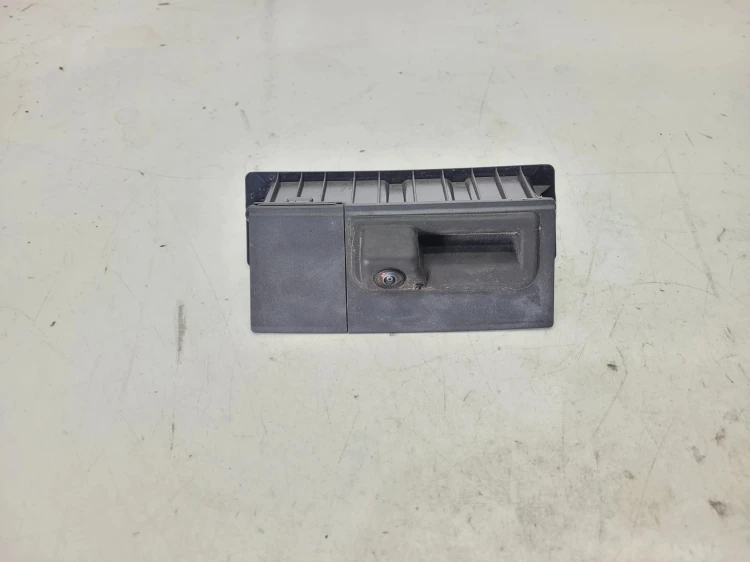 KAMERA COFANIA TYŁ AUDI Q4 E-TRON VW 4K8827574 5E3827566A