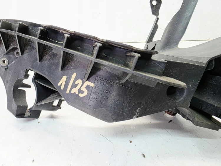 ŚLIZG MOCOWANIE REFLEKTORA PRAWY PRZÓD AUDI A4 B8 LIFT 8K0805608B 1/25
