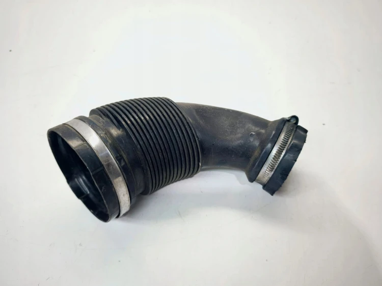 WĄŻ PRZEWÓD DOLOT POWIETRZA AUDI A4 B8 A5 8T LIFT 2.0 TDI 04L129661