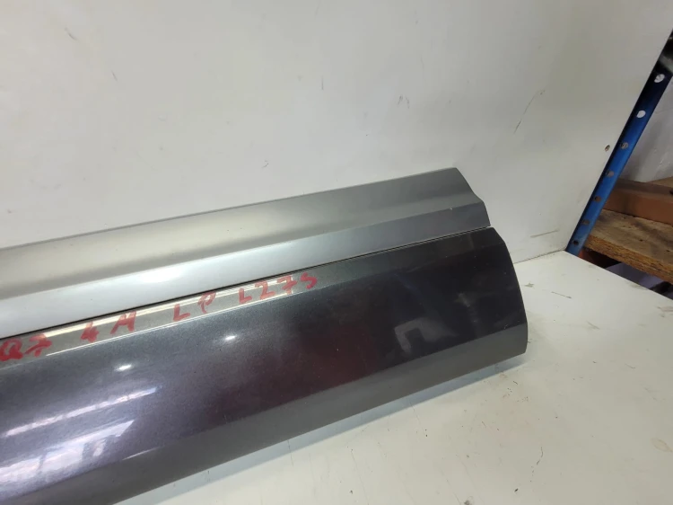 LISTWA DOLNA DRZWI LEWY PRZÓD AUDI Q7 4M 4M0853959B LZ7S