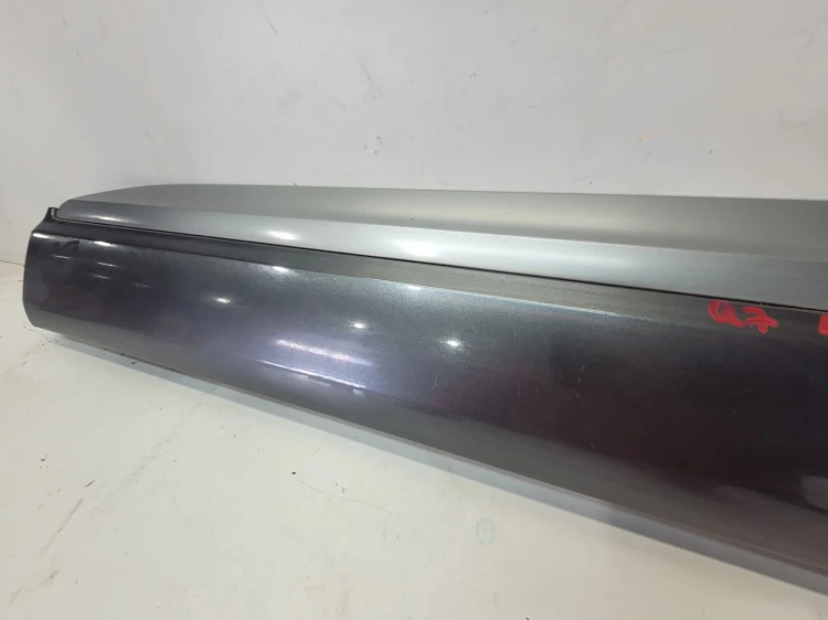 LISTWA DOLNA DRZWI LEWY PRZÓD AUDI Q7 4M 4M0853959B LZ7S