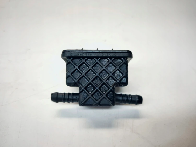 PRZEWÓD ZAWÓR PALIWA AUDI VOLKSWAGEN SEAT SKODA 2.0 TDI 1.6 TDI 7N0127242E