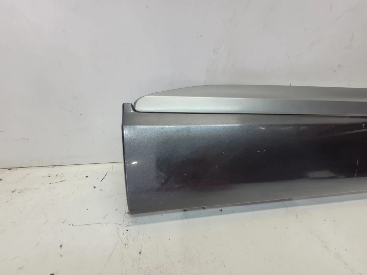 LISTWA DOLNA DRZWI LEWY PRZÓD AUDI Q7 4M 4M0853959B LZ7S