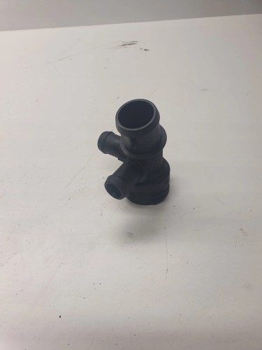 KRÓCIEC WODY TRÓJNIK AUDI A4 B8 A5 A6 4F0122293A