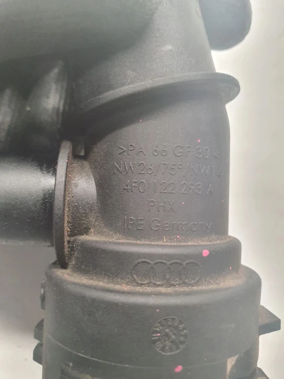 KRÓCIEC WODY TRÓJNIK AUDI A4 B8 A5 A6 4F0122293A