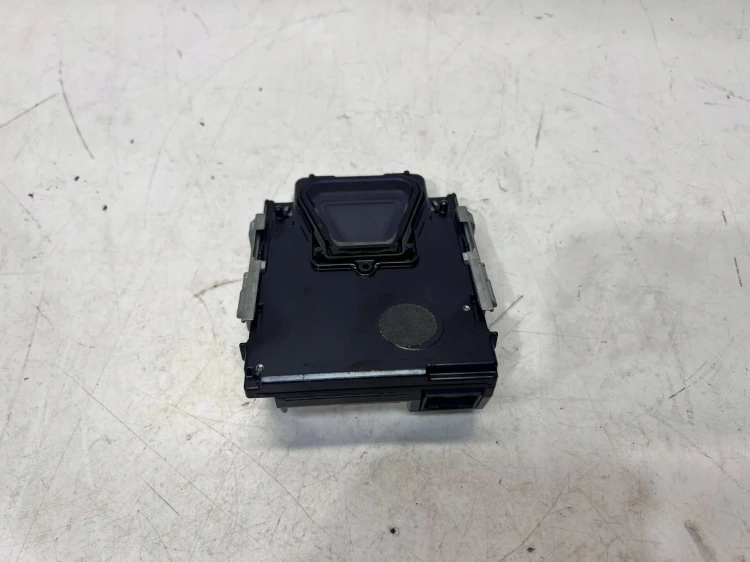 KAMERA ASYSTENT PASA RUCHU AUDI A4 B9 A5 8W 8W0907217F