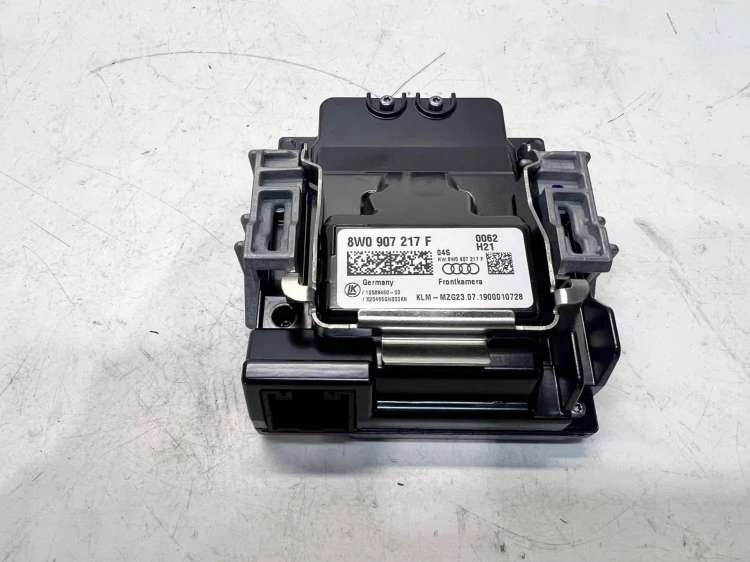 KAMERA ASYSTENT PASA RUCHU AUDI A4 B9 A5 8W 8W0907217F