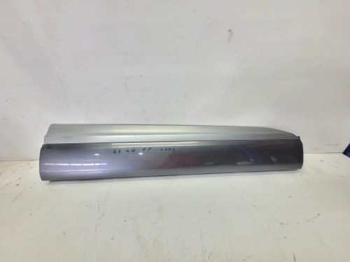 LISTWA DOLNA DRZWI PRAWY PRZÓD AUDI Q7 4M 4M0853960B LZ7S