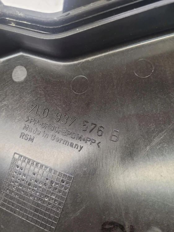 SKRZYNKA BEZPIECZNIKÓW AUDI Q7 4L 7L0907355A