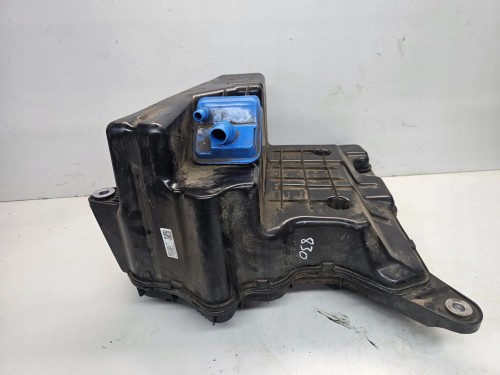 ZBIORNIK POMPA PŁYNU ADBLUE AUDI A4 B9 A5 8W 8W0131878BT 8W0131969N
