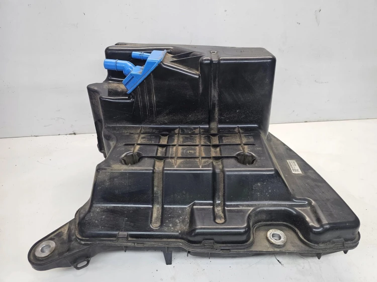 ZBIORNIK POMPA PŁYNU ADBLUE AUDI A4 B9 A5 8W 8W0131878BT 8W0131969N