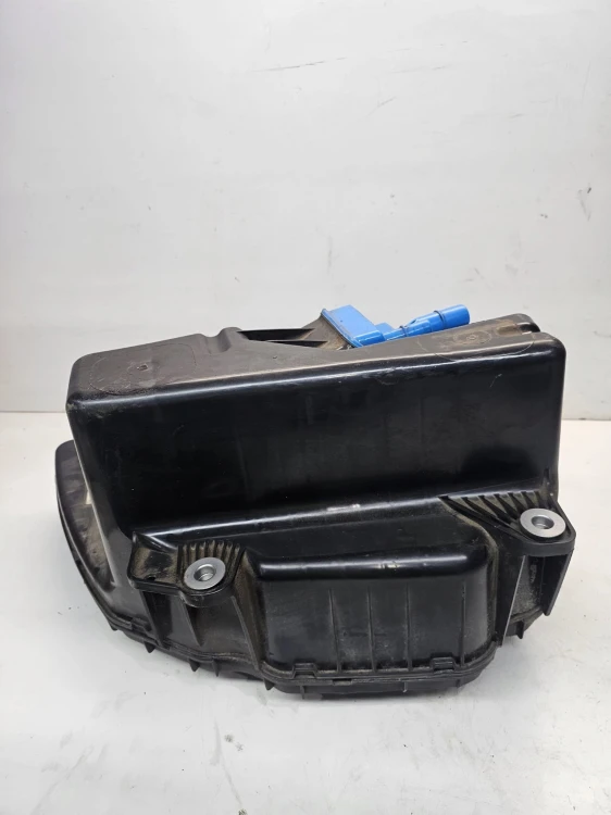 ZBIORNIK POMPA PŁYNU ADBLUE AUDI A4 B9 A5 8W 8W0131878BT 8W0131969N