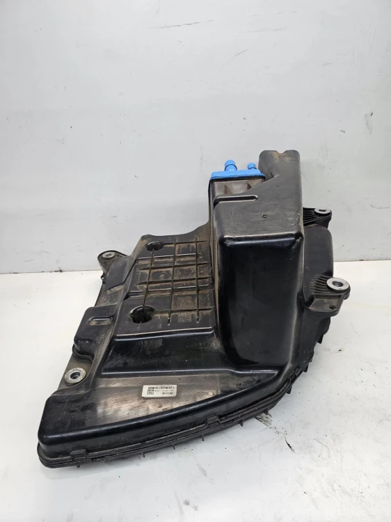 ZBIORNIK POMPA PŁYNU ADBLUE AUDI A4 B9 A5 8W 8W0131878BT 8W0131969N
